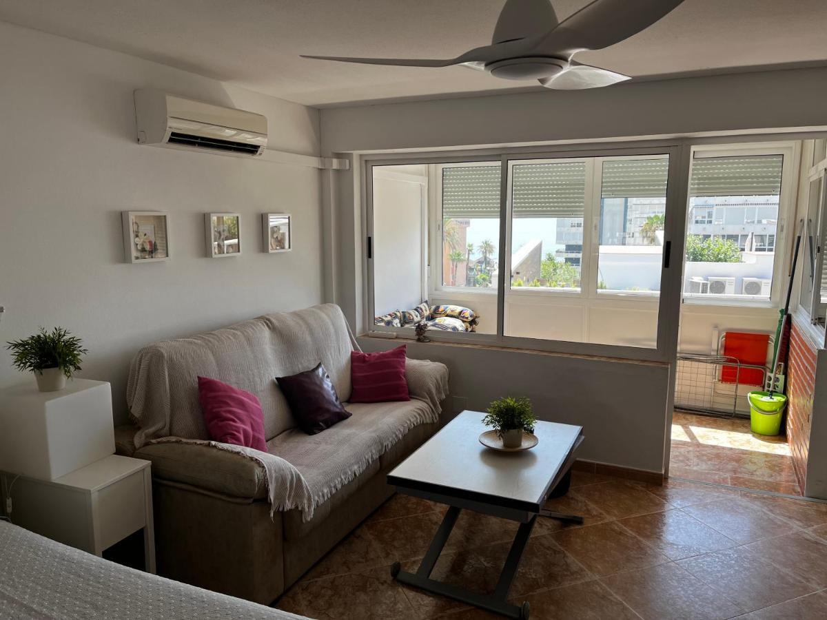 Appartamento Precioso Estudio Muy Cercano A La Playa Torremolinos Esterno foto